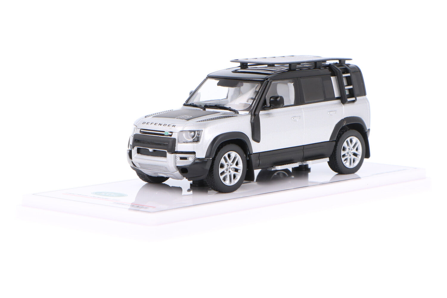 Defender Land Rover- Diecast Metal Car - Scale 1:24
